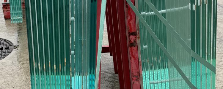 GLASAKTIV Großhandel – Flachglas, Glasbeschläge und Stahlbauteile für Glasbauprojekte