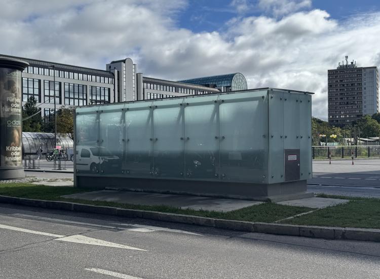 Punkthalter Verglasung VSG ESG TVG Mattfolie in München von GLASAKTIV